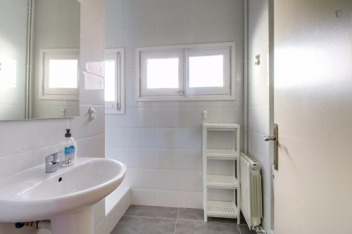 Sublime double bedroom in a student flat, in Esquerra de l'Eixample - Gallery - 12