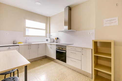 Sublime double bedroom in a student flat, in Esquerra de l'Eixample - Gallery - 5