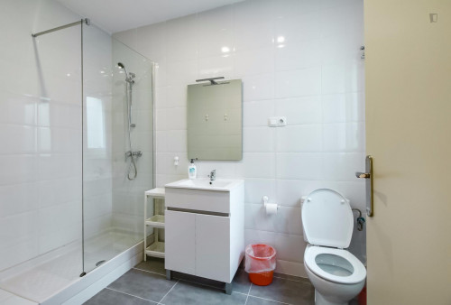 Sublime double bedroom in a student flat, in Esquerra de l'Eixample - Gallery - 10
