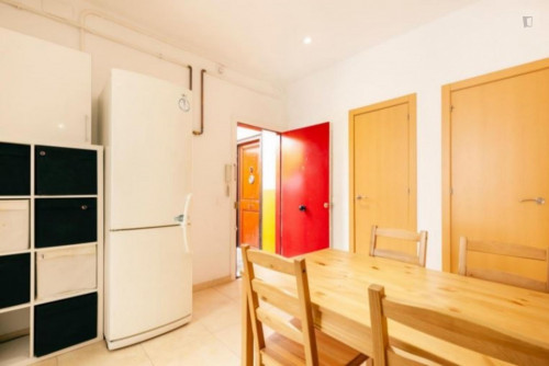 Modern single bedroom in Sants - Gallery - 11