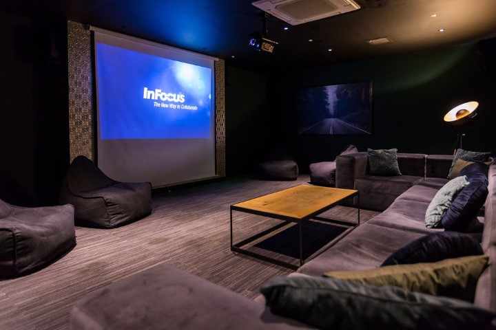 Canterbury Student Manor