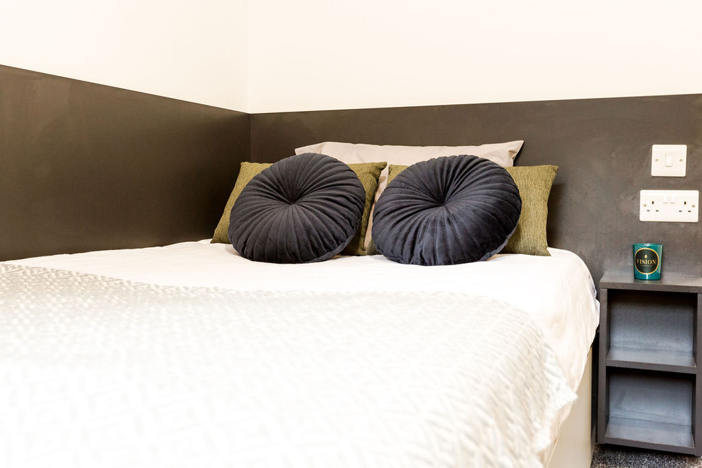  4 Bed Cluster En-Suite  -  Canterbury Student Manor  - Gallery -  3