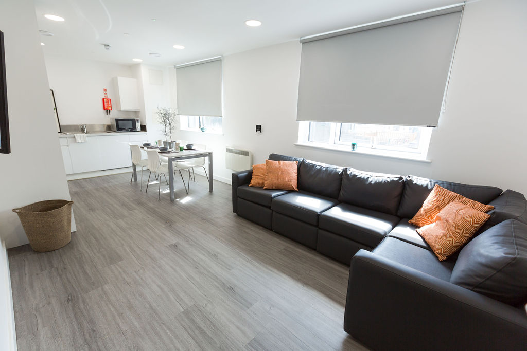  4 Bed Cluster En-Suite  -  Canterbury Student Manor  - Gallery -  9