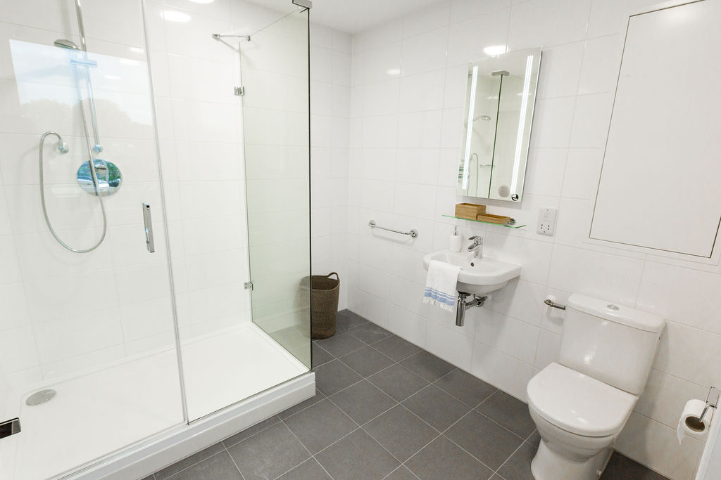  Large Premium Studio  -  Canterbury Student Manor  - Gallery -  6