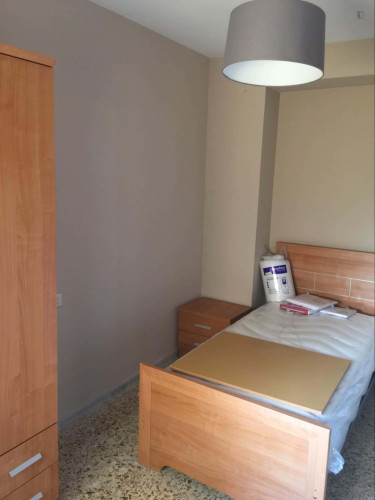 Apartment in Carretera de Ronda, Almería for 100 m² with 3 bedrooms