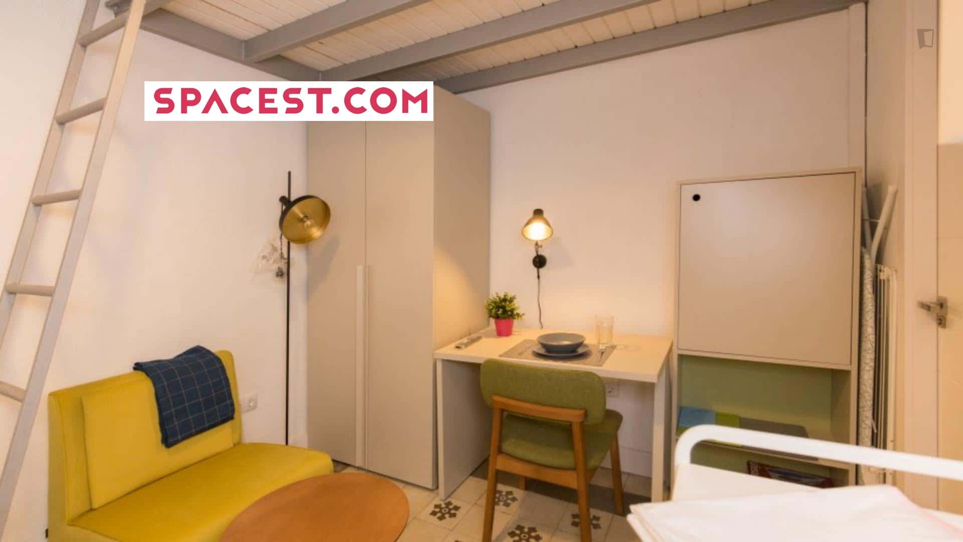 Apartment In Calle San Matías, Granada - 1