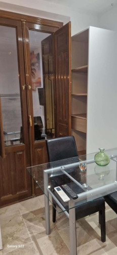 Room in Calle Elvira, Granada with 3 bedrooms