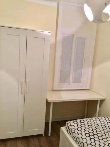 Room in Carrer de Josep Recort i Dagà, Cornellà de Llobregat with 2 bedrooms  - Gallery -  5