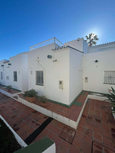 Heated Pool with frontline Golf Near Puerto Banus - Gallery - 26