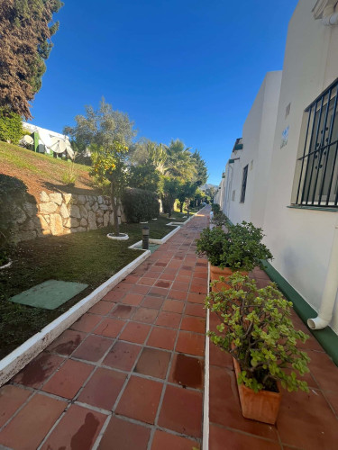 Heated Pool with frontline Golf Near Puerto Banus - Gallery - 34