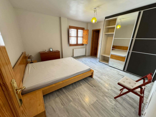 Apartment in Calle Serrano, Granada for 120 m² with 3 bedrooms - Gallery - 11