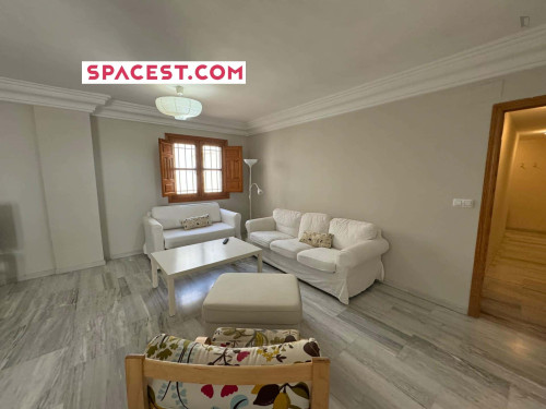 Apartment in Calle Serrano, Granada for 120 m² with 3 bedrooms - Gallery - 16