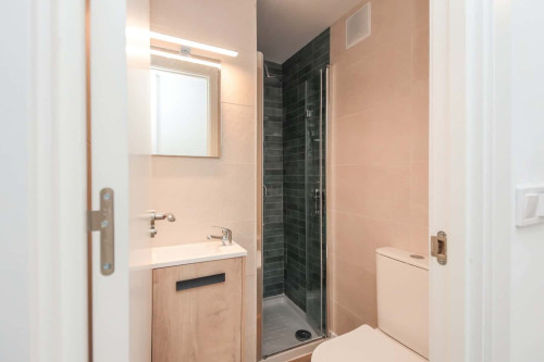 Av. Vidal I Barraquer 61, 6º puerta 1 - (5H2B), AG-R2R, REU (H2) - Vidal I Barraquer 61