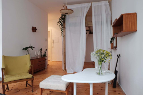 Urban Jungle in Prenzlauer Berg - Rustic Chic Loft