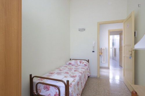 Single bedroom close to Termini metro station