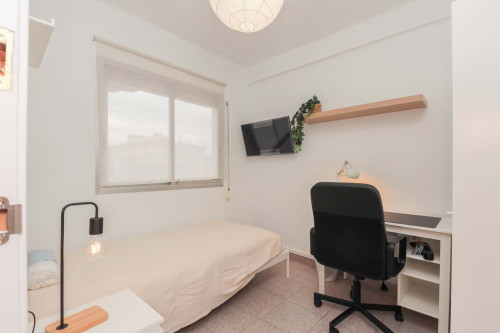 C/Benidorm 1, Esc: DER, 9º puerta C - (4H2B), AG, REUS (H5) - Benidorm 1