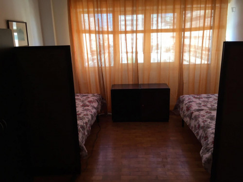 Lovely twin bedroom in Picoas