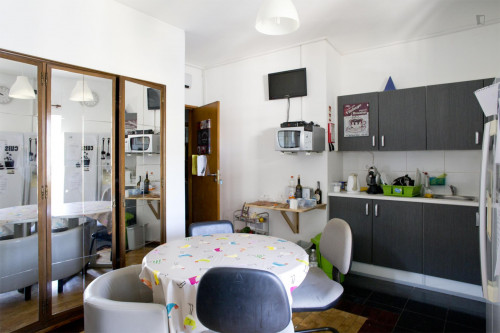 Lovely twin bedroom in Picoas