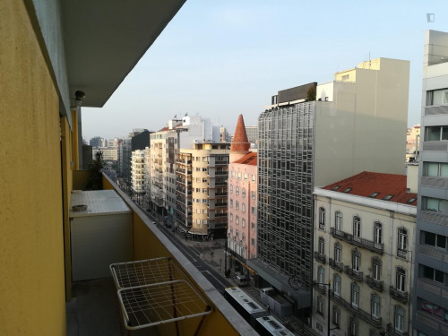 Multiple beds bedroom, with private bathroom in 8-bedroom apartment