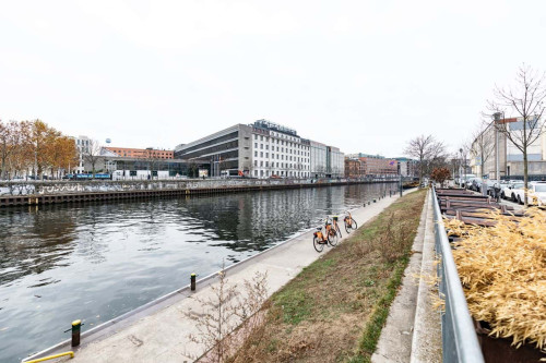 A Mid-century Modern Apartment on the River
