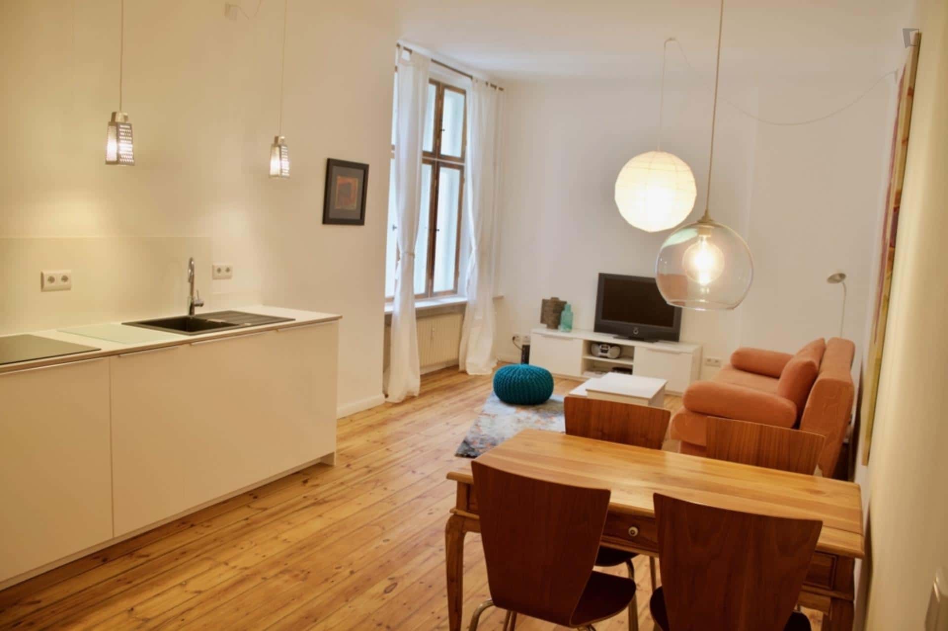  Apartment In Triftstraße, Berlin For 65 M² With 1 Bedroom  -  Apartment in Triftstraße, Berlin for 65 m² with 1 bedroom  - Gallery -  1