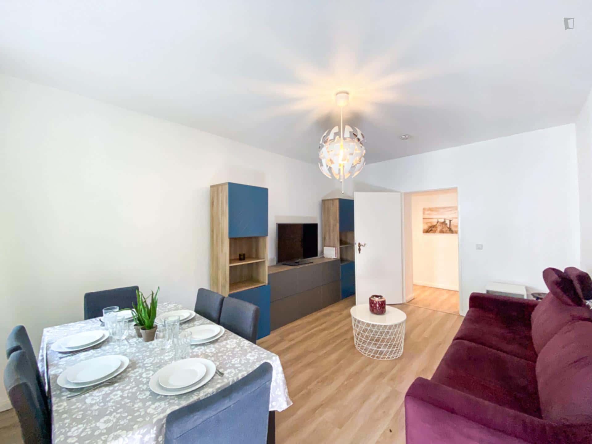  Apartment In Roelckestraße, Berlin For 83 M² With 2 Bedrooms  -  Apartment in Roelckestraße, Berlin for 83 m² with 2 bedrooms  - Gallery -  1