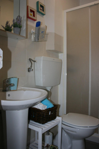 Adorable 2 bedroom apartment close to ISEG