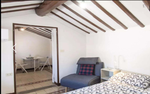 Apartment in Via di San Calisto, Roma for 44 m² with 1 bedroom