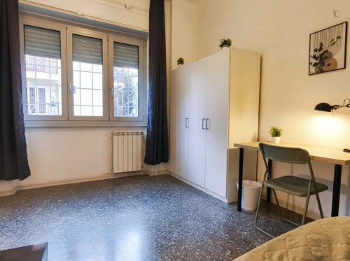 Room in Via Giulio Aristide Sartorio, Roma for 160 m² with 7 bedrooms