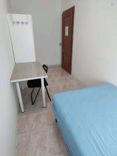 Room in Via Lero, Roma for 160 m² with 7 bedrooms