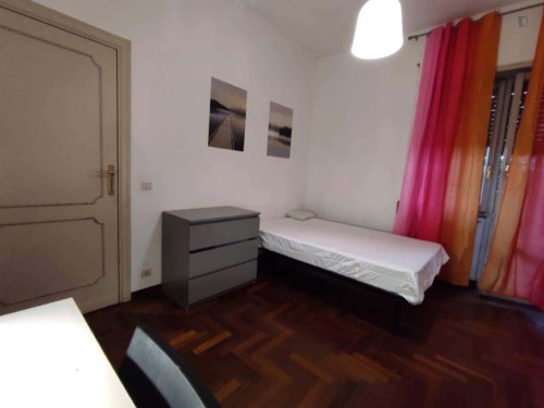 Room in Via Lero, Roma for 160 m² with 7 bedrooms - Gallery - 3