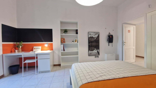 Room in Via Ostiense, Roma for 88 m² with 3 bedrooms