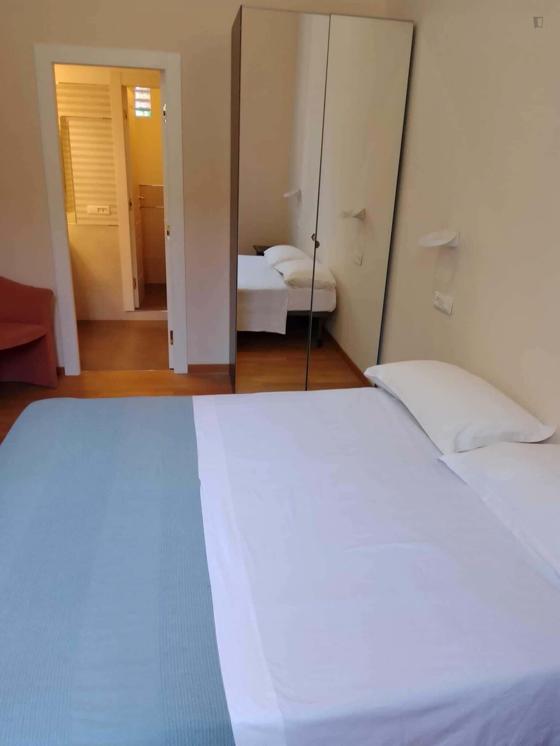  Room In Via Luigi Settembrini, Roma For 61 M² With 2 Bedrooms  -  Room in Via Luigi Settembrini, Roma for 61 m² with 2 bedrooms  - Gallery -  1