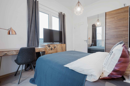 Comfortable single bedroom in shared flat in Moabit
