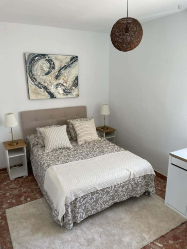 Room in Calle Arlanza, Málaga with 4 bedrooms