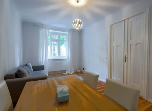 Apartment in Britzer Straße, Berlin for 76 m² with 3 bedrooms