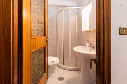 Apartment in Viale Giulio Cesare, Roma for 28 m²