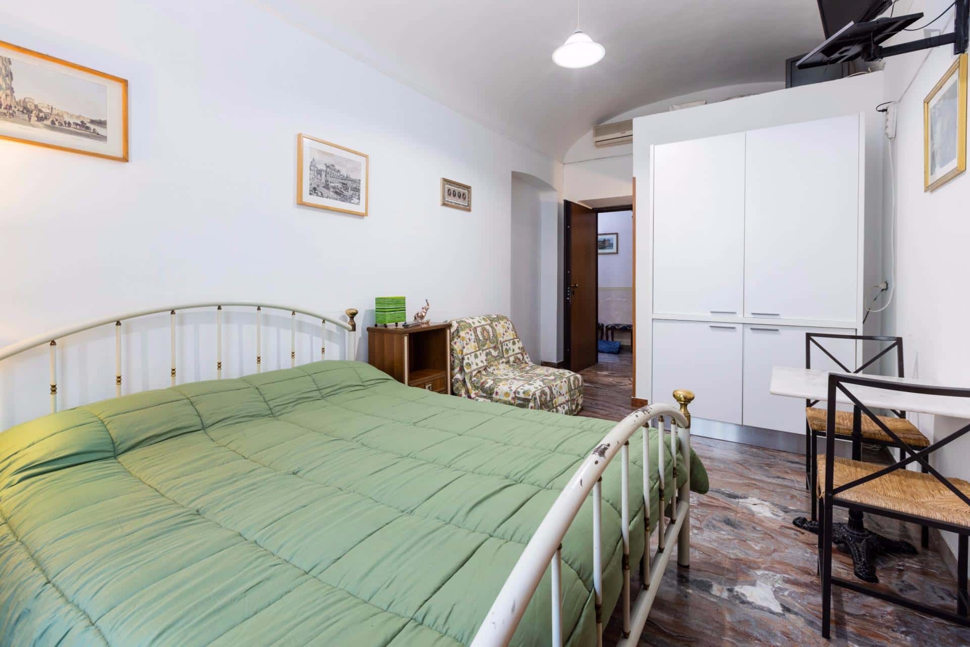  Apartment In Viale Giulio Cesare, Roma For 28 M²  -  Apartment in Viale Giulio Cesare, Roma for 28 m²  - Gallery -  1