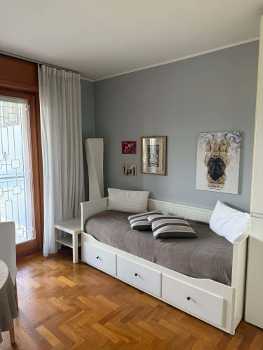 Apartment in Viale Italo Calvino, Roma for 35 m²