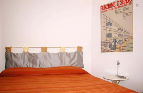 Room in Via Giovanni Battista de Rossi, Roma for 88 m² with 3 bedrooms
