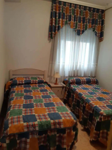 Room in Calle Guardamar, Torrevieja with 3 bedrooms