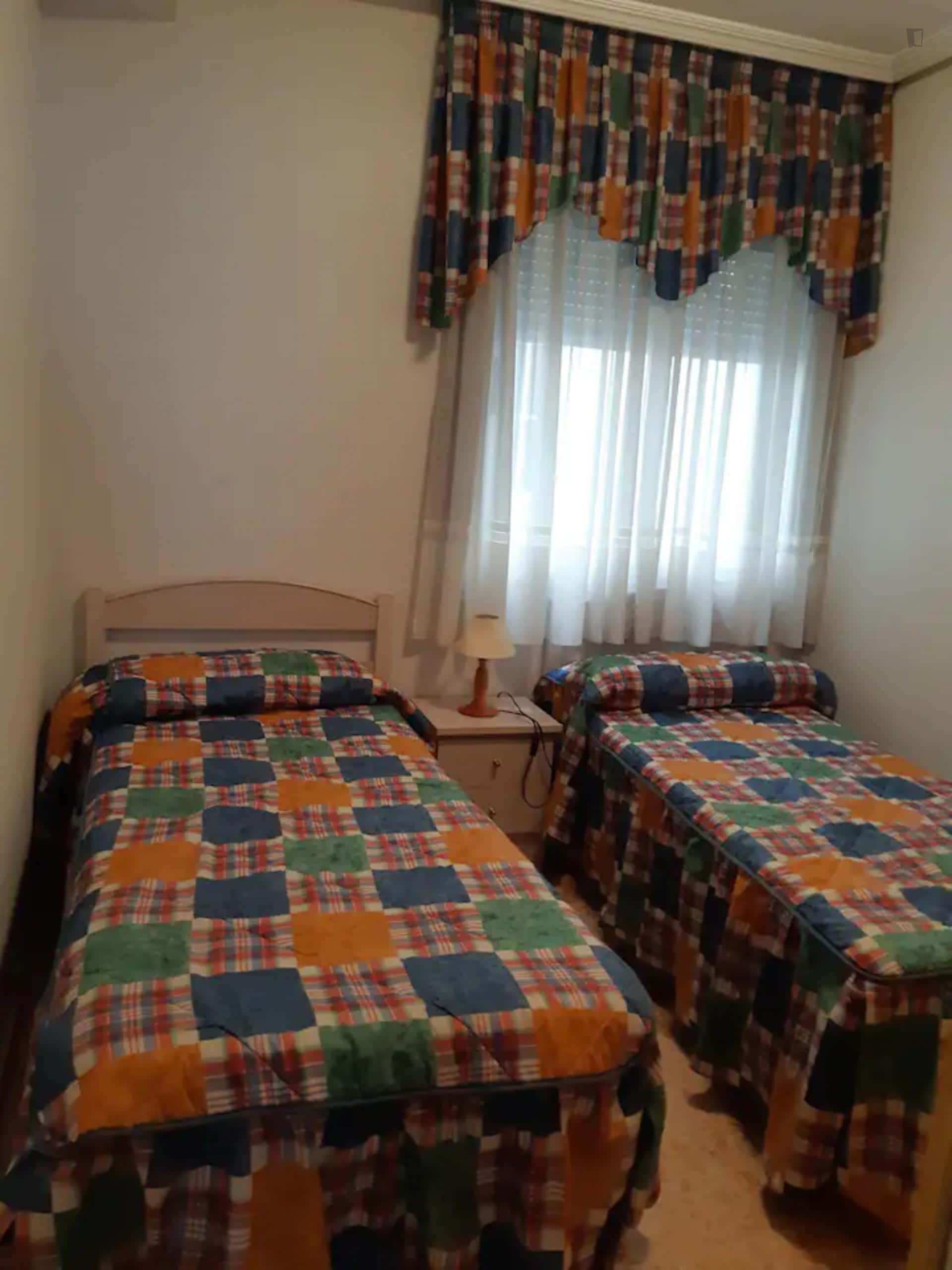 Room In Calle Guardamar, Torrevieja With 3 Bedrooms  -  Room in Calle Guardamar, Torrevieja with 3 bedrooms  - Gallery -  2