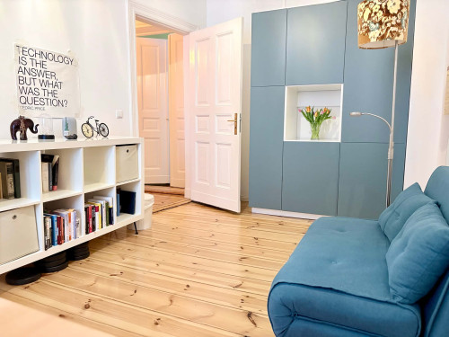 Apartment in Warschauer Straße, Berlin for 98 m² with 2 bedrooms