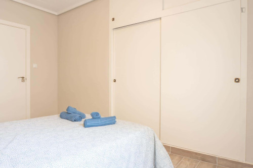 Room in Calle San Pablo, Alicante (Alacant) with 6 bedrooms