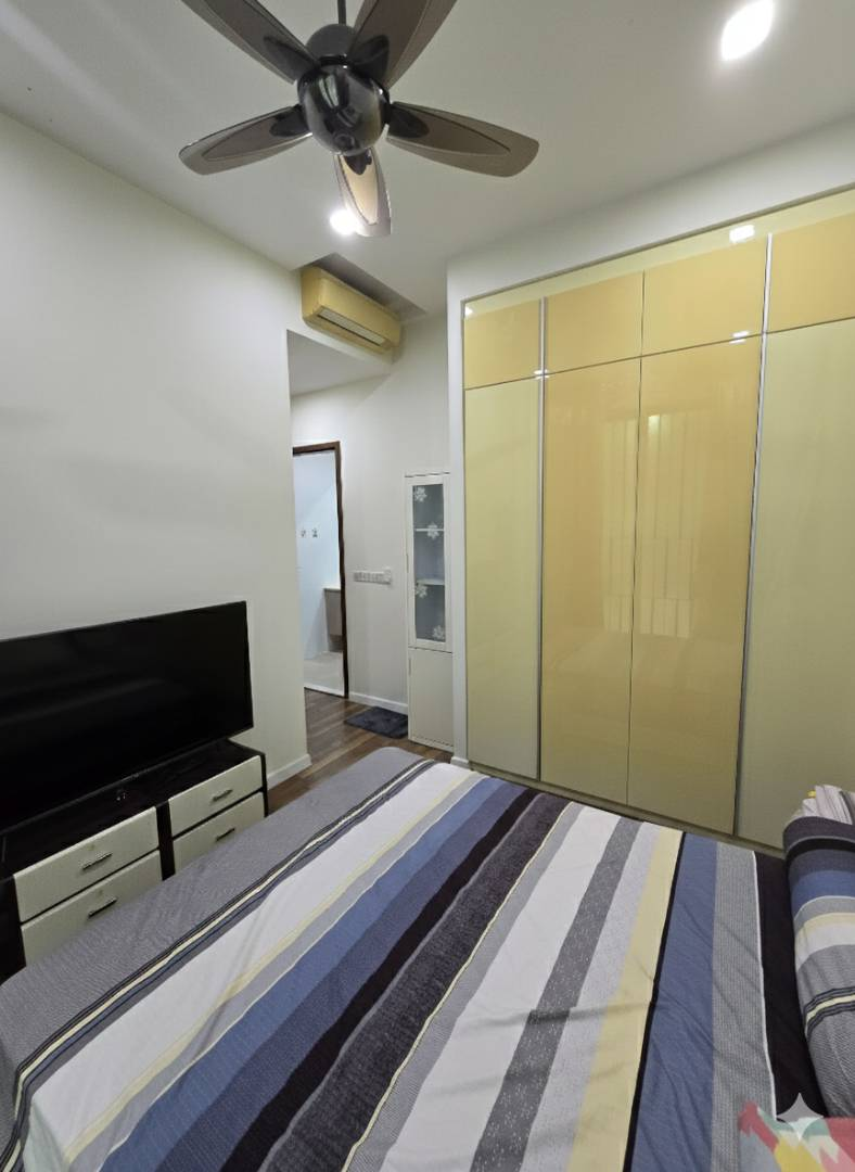  3 Bed, 2 Bath  -  Hundred Trees  - Gallery -  5