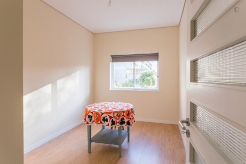 Homely single room in Bonfim, close to Universidade Fernando Pessoa