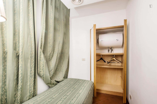 Room in Via Zucchelli, Roma with 1 bedroom