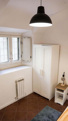 Room in Via Luigi Ferdinando Marsigli, Roma for 74 m² with 2 bedrooms