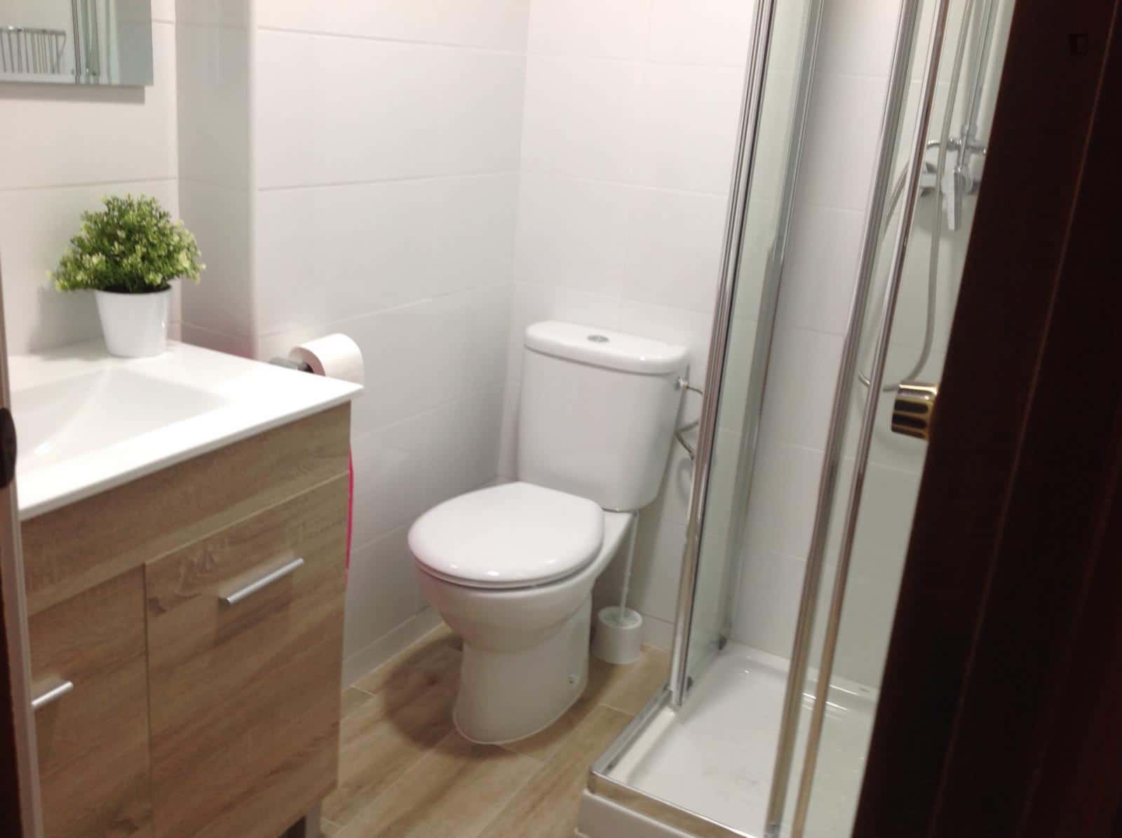  Apartment In Carrer Del Morral Del Llop, Terrassa For 79 M² With 3 Bedrooms  -  Apartment in Carrer del Morral del Llop, Terrassa for 79 m² with 3 bedrooms  - Gallery -  2