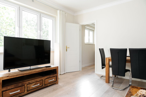 BEAUTIFUL STUDIO APARTMENT IN GREAT LOCATION